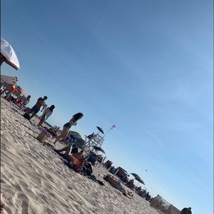 Meet your Posher, Ari